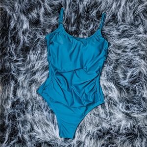 KONA SOL One Piece Like New